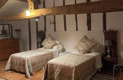 La Roquille House | Spacious, rustic charm for 10, with pool, in Dordogne Aquitaine