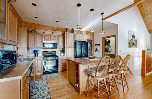 Glens of Ironduff House | Spacious & rustic mountain-view cabin with decks, Ping-Pong, foosball, fireplace