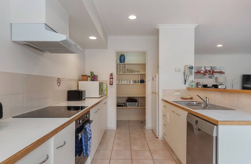 Hobart Central Business District Apartment | Spacious Salamanca apartment