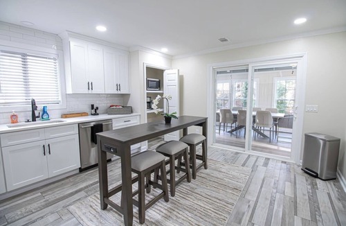 Sandy Springs House | Spacious Sandy Springs Home | 3BDR Near Roswell