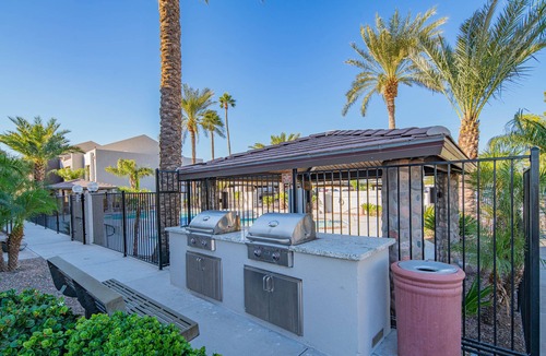 Cox Heights Apartment | Spacious Scottsdale Condo- 10 minutes away from PHO airport