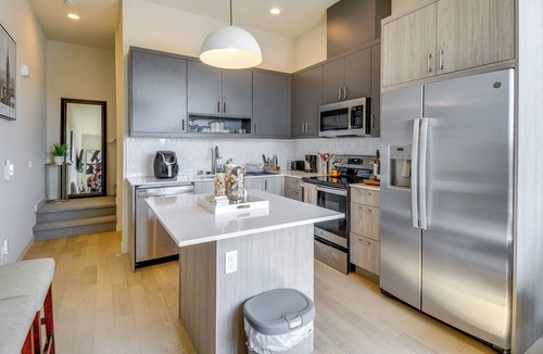 Fairmount Park House | Spacious Seattle Vacation Rental w/ Rooftop Patio!