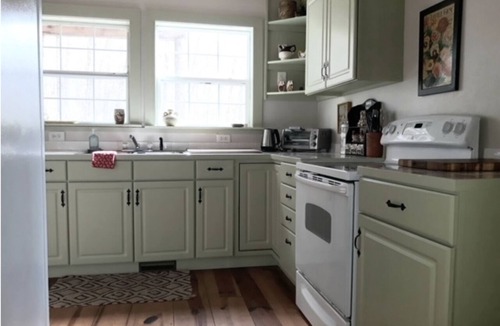 Clayton Cabin | Spacious & Secluded 2 Story by Tranquil Creek, Lovingly Decorated + WiFi