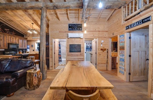 Irvine Cabin | Spacious Secluded Cabin on 100 Acres Near Red River Gorge