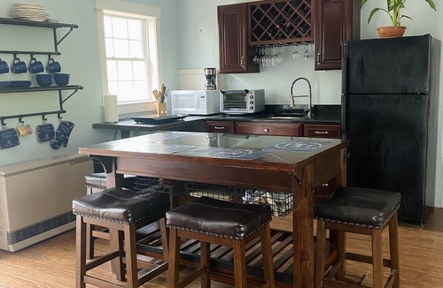 Kenyon Apartment | Spacious, Serene Guesthouse close to RI beaches, URI & southcounty destinations!