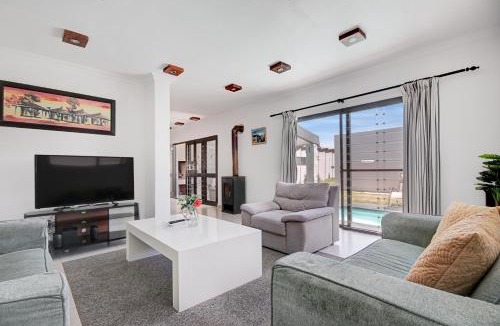 Bloubergstrand Resort | Spacious Shared 3-Bedroom Villa Near Blouberg Beach Pool, Wi-Fi, Braai
