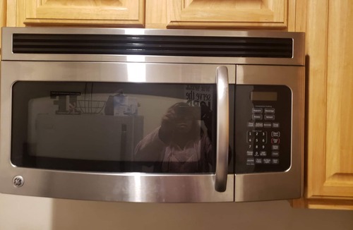 Gaithersburg Apartment | Spacious Snazzy Private Apartment
