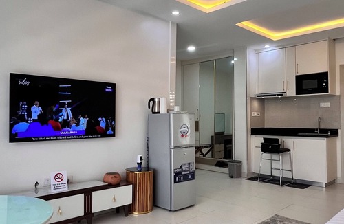 Abuja Apartment | Spacious studio 4-bedroom apartment in the eyebrow area of Gilmore Jahi, Abuja