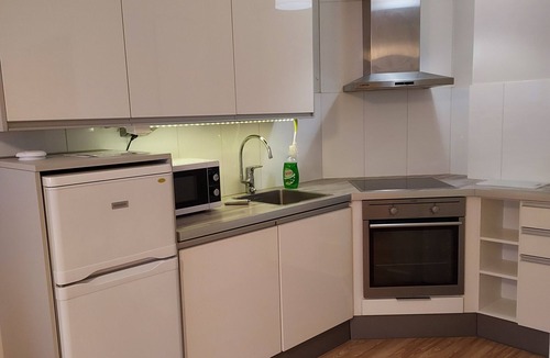 Kallio Apartment | Spacious studio apartment by the sea 41 m2