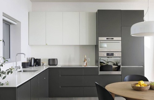 Clifton Apartment | Spacious Studio Apartment - Number 4702