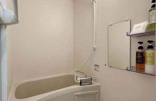 Naka Ward Apartment | Spacious Studio Apt in Vibrant Nakamachi Area