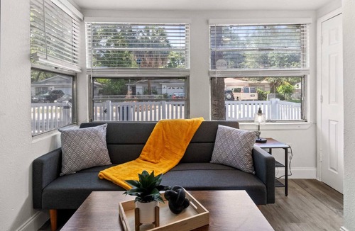 Ybor City Apartment | Spacious Studio Flat in Cigar City with Parking