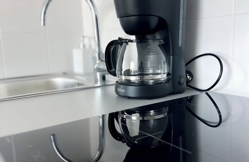 Cenon Apartment | Spacious Studio in Lormont