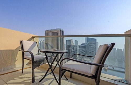 Dubai Marina Apartment | Spacious Studio in The Address Residences Dubai Marina by Deluxe Holiday Homes