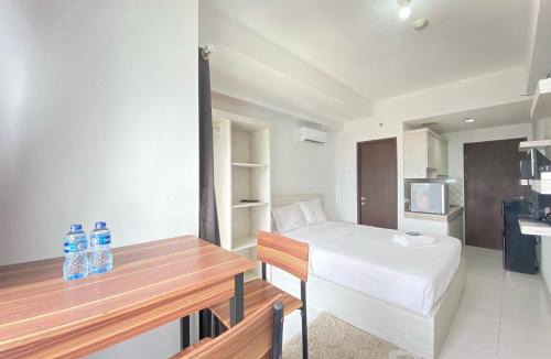 Cibaduyut Apartment | Spacious Studio Room at Mekarwangi Square Cibaduyut Apartment By Travelio