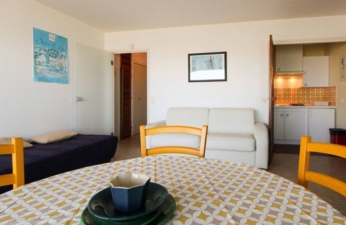 Pontaillac Apartment | Spacious studio sea view with terrace and pets allowed