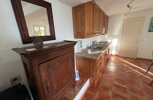 Montauroux Apartment | Spacious studio within walking distance of the village of Montauroux