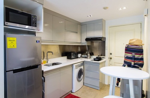 Legazpi Village Condo | Spacious Studio with Amazing Balcony views at Greenbelt Makati