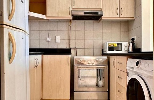 Discovery Gardens Apartment | Spacious Studio - With Poolgym