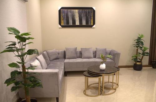 Islamabad Apartment | Spacious Studio with UPS, across Giga mall, Pool included