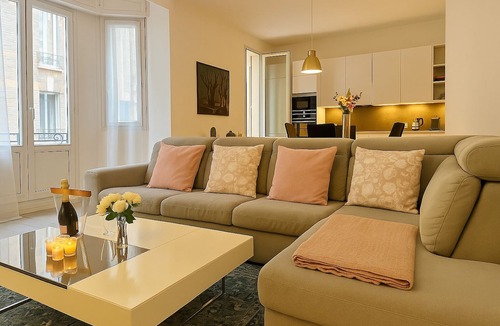 Beausoleil Condo | Spacious & Stylish 3 bedroom Near Monaco