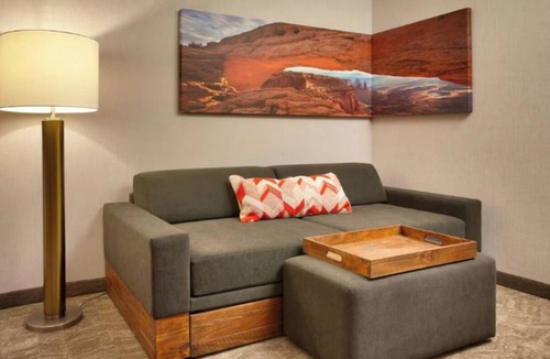 Moab Hotel | Spacious Suites Near Adventure Trails in Moab – Pet-Friendly and Cozy - 3 Units