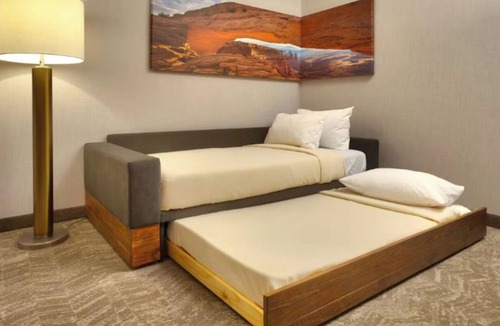 Moab Hotel | Spacious Suites Near Adventure Trails in Moab – Pet-Friendly and Cozy - 3 Units
