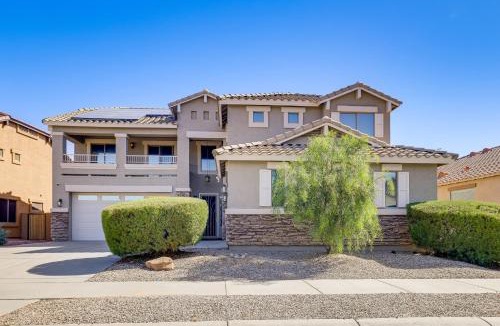 Surprise House | Spacious Surprise Home: Private Yard + Patio