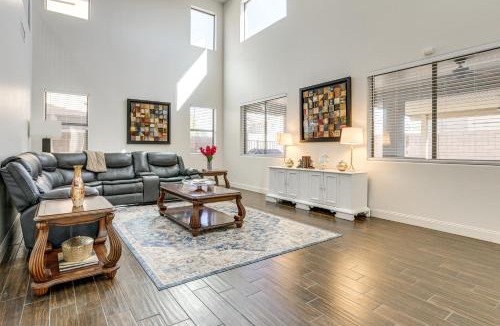 Surprise House | Spacious Surprise Home: Private Yard + Patio