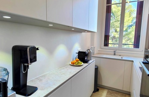 Valescure Apartment | Spacious T3 with balcony - beautiful sea view