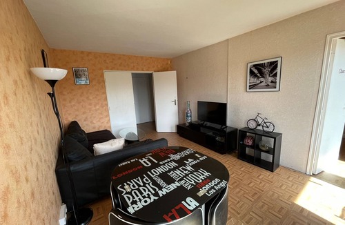 Quartier Massy-Opera I Bed & Breakfast | Spacious T4 3bedroom kitchen bathroom living room+balcony
