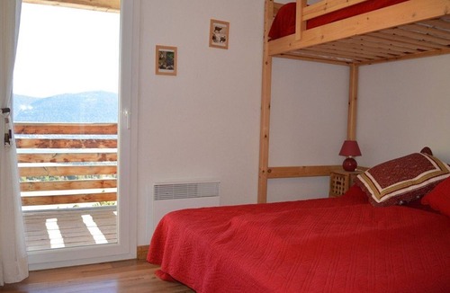 Les Angles Apartment | Spacious T4 apartment in Les Angles with parking