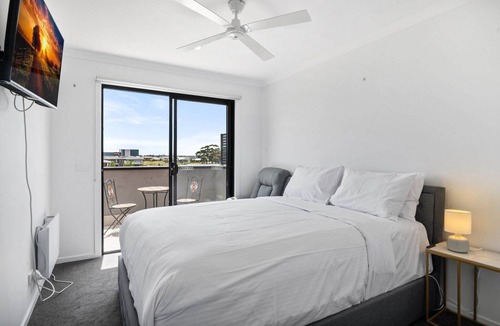 Tarneit Apartment | Spacious Tarneit Home with Private Garden