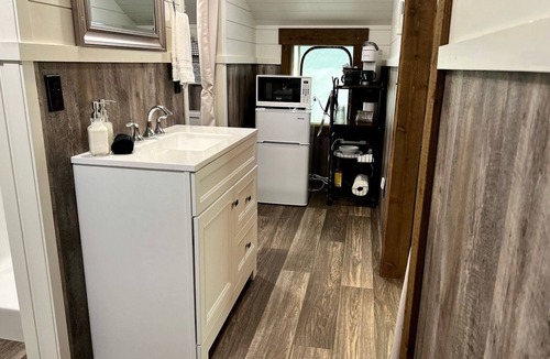 Burt County House | Spacious Tented Cabin Perfect for a Family of Four in Tekamah, Nebraska