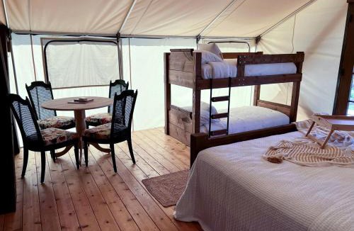 Burt County Other | Spacious Tented Cabin Perfect for a Family of Four in Tekamah, Nebraska