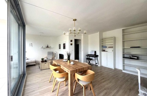 Marly-le-Roi Apartment | Spacious - Terrace - Piano - Monte-Cristo Castle