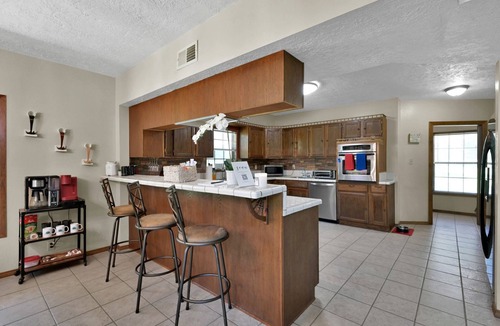 Coldspring House | Spacious Texas Ranch Retreat with Cowboy Pool and Fire Pit Near Lake Livingston, Coldspring TX