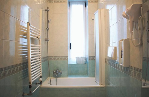 Borgo Pilonetto Apartment | Spacious three-room apartment of 80 sqm near Valentino Park, Hospitals and Inalpi Arena