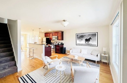 Stockade Historic District House | Spacious Townhouse in Schenectady-B7