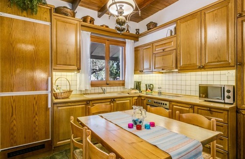 Stamnoi Villa | Spacious Traditional Villa in Beautiful and Quiet Surroundings !