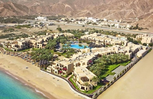 Al Aqah Hotel | Spacious Tranquil Room w/Garden View - Perfect Weekend Escape Near It All