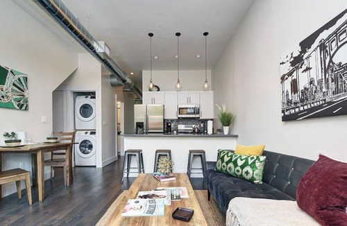 Lawrenceville Apartment | Spacious & trendy 2 bedroom 1.5 bathroom ground floor apartment as a part of a 2 unit townhouse