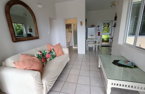 Muri Apartment | Spacious Tropical Oasis | Moko