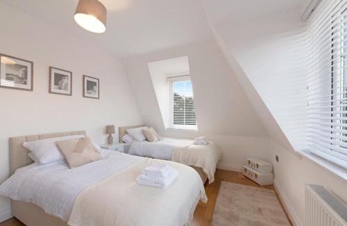 Bishop's Stortford Apartment | Spacious Two Bed loft Apartment
