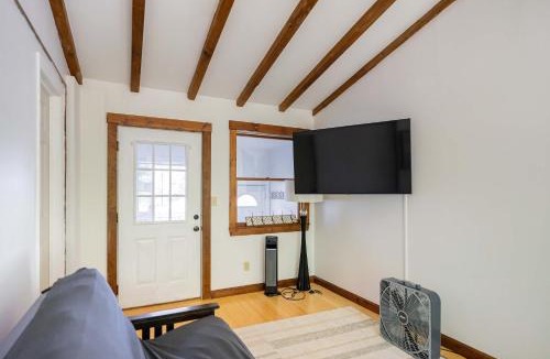 Wayland House | Spacious Two Bedroom Apartment