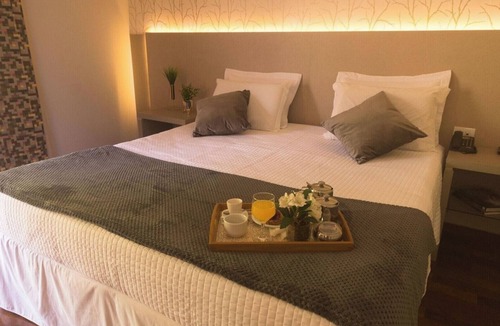 Foz do Iguacu Hotel | Spacious Two Rooms w/Garden Views and Pool – Close to Bird Park