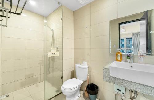 Tambo Apartment | Spacious Unit & High-Floor Hotel near City of Dreams, Airport, Okada, and Solaire Casino