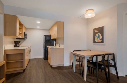 Florida Central Atlantic Coast Hotel | Spacious Unit with Full Kitchen, Outdoor Pool, Pets Allowed!