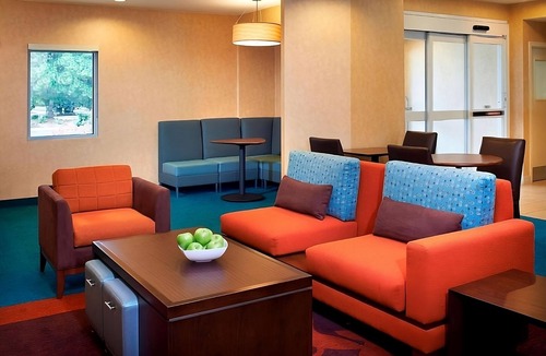 Warren Hotel | Spacious Unit with Full Kitchen, Free Breakfast, Pet-friendly Property!
