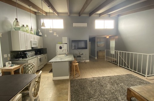 Balboa Island Condo | Spacious upper unit with partial water view four houses from North Bay Front